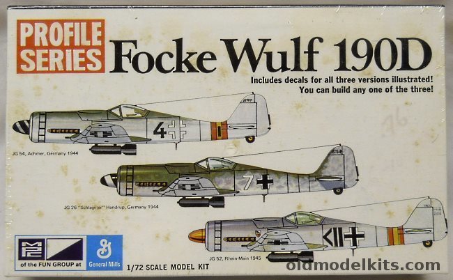 MPC 1/72 Focke-Wulf FW-190D Profile Series - JG54 Achmer 1944 / JG26 'Schlageter Handrup 1944 / JG52 Rhein-Main 1945, 2-1109-100 plastic model kit